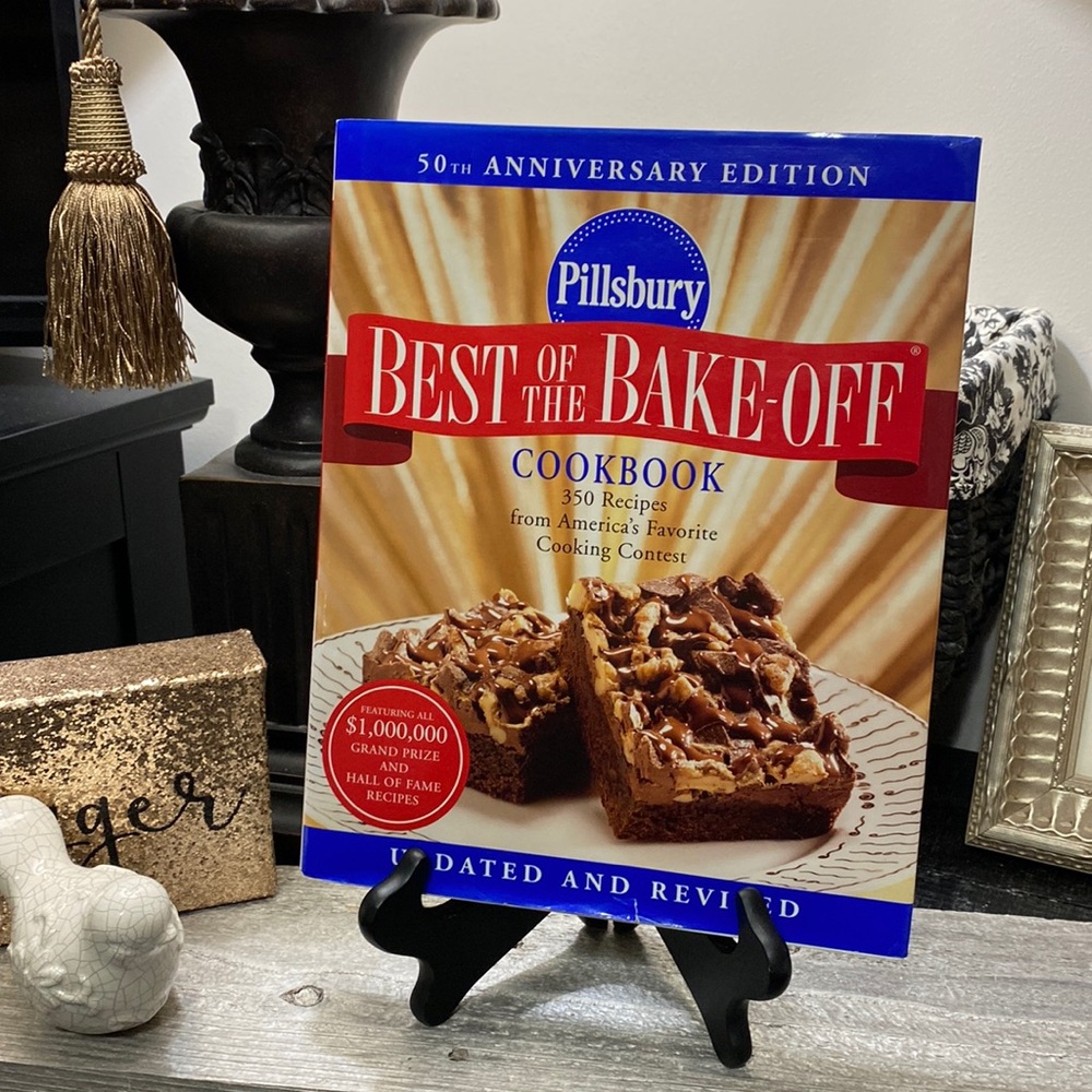 2001 50th Anniversary Edition Pillsbury Best Bake-off Cookbook!